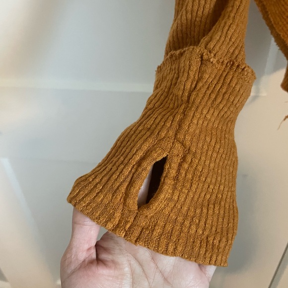 Free People Sweater - Picture 2 of 3